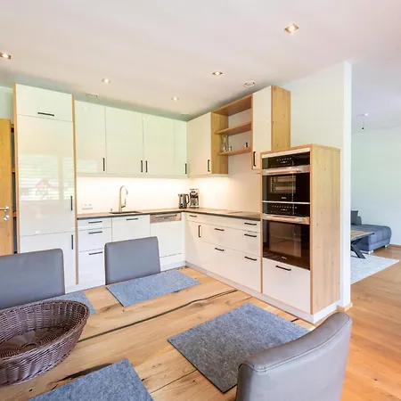 In Tyrol Near Kitzbuehel Appartement Hutte